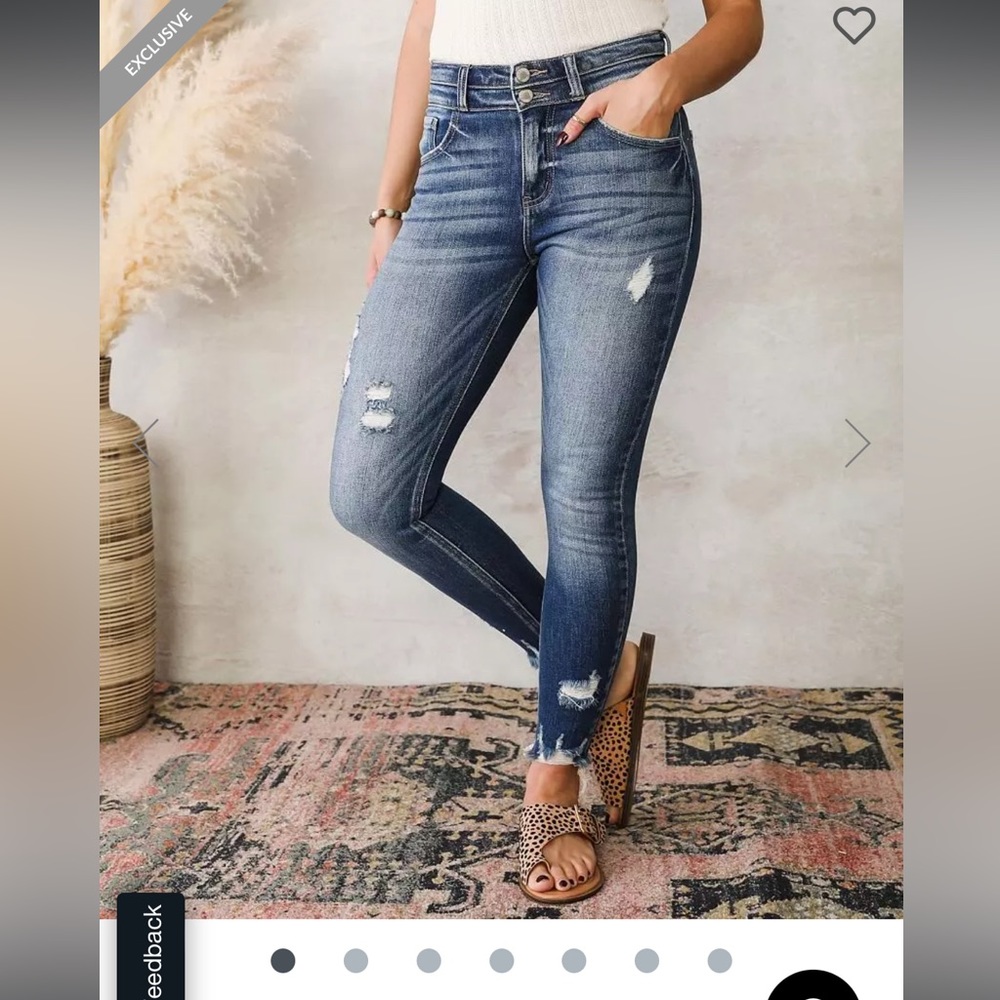 KanCan Signature Ultra High Rise Ankle Skinny Jean